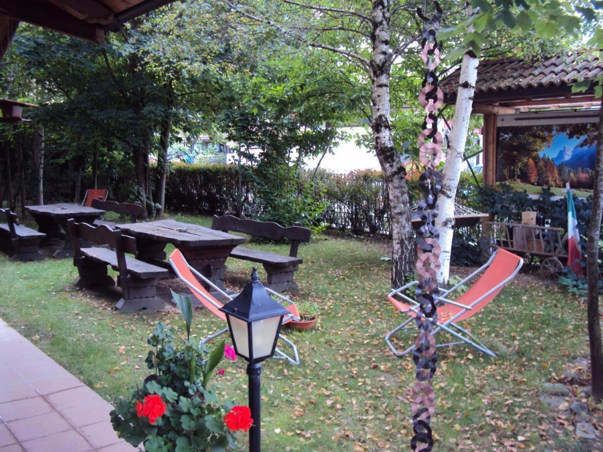 Hotel La Locanda Pinzolo Ngoại thất bức ảnh